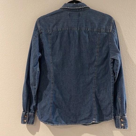 Club Monaco cotton denim snap western top - Picture 6 of 7